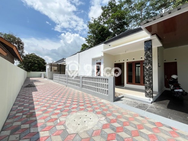 Rumah Modern Minimalis 3 Kamar Siap Huni di Mlati Rumah Modern Minimalis 3 Kamar Siap Huni di Mlati