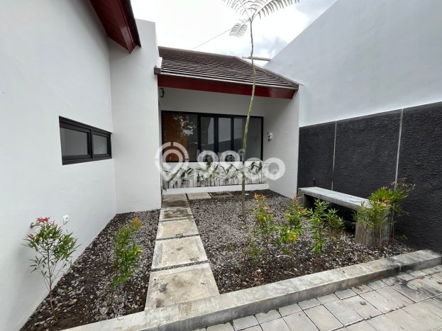 Jual Rumah Bagus Siap Huni LB 55m2 di Seyegan, Sleman Jual Rumah Bagus Siap Huni LB 55m2 di Seyegan, Sleman