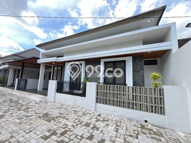 Jual Rumah Favorit Siap Huni LB 83m2 di Ngaglik, Sleman Jual Rumah Favorit Siap Huni LB 83m2 di Ngaglik, Sleman