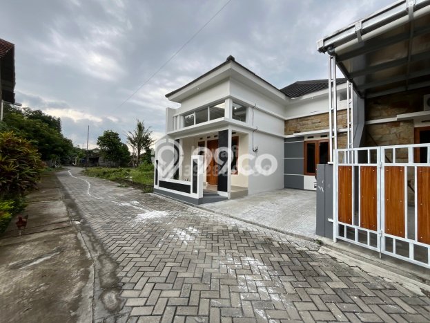 Dijual Rumah 3 Kamar Lokasi Ideal Nyaman dan Strategis di Sleman Dijual Rumah 3 Kamar Lokasi Ideal Nyaman dan Strategis di Sleman