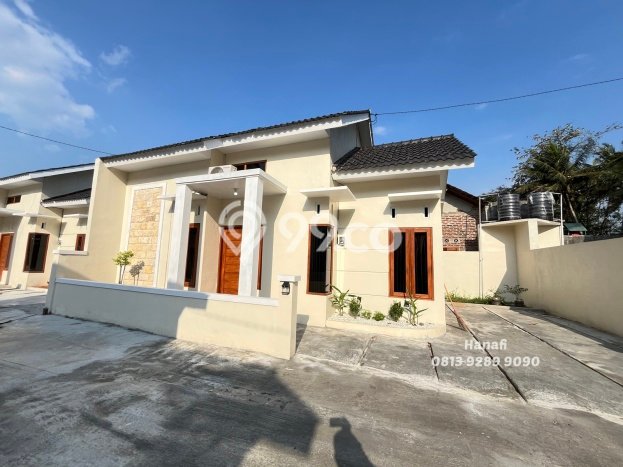 Rumah Sederhana Dijual Lokasi Minggir 2 Kamar dengan LT 108m2 Rumah Sederhana Dijual Lokasi Minggir 2 Kamar dengan LT 108m2