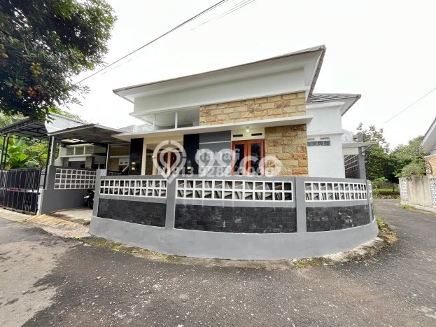 Rumah Strategis Modern Lb 80m2 di Sleman, Sleman Rumah Strategis Modern Lb 80m2 di Sleman, Sleman