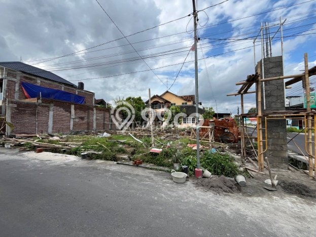 Rumah Modern Minimalis 4 Kamar Siap Huni di Ngaglik Rumah Modern Minimalis 4 Kamar Siap Huni di Ngaglik