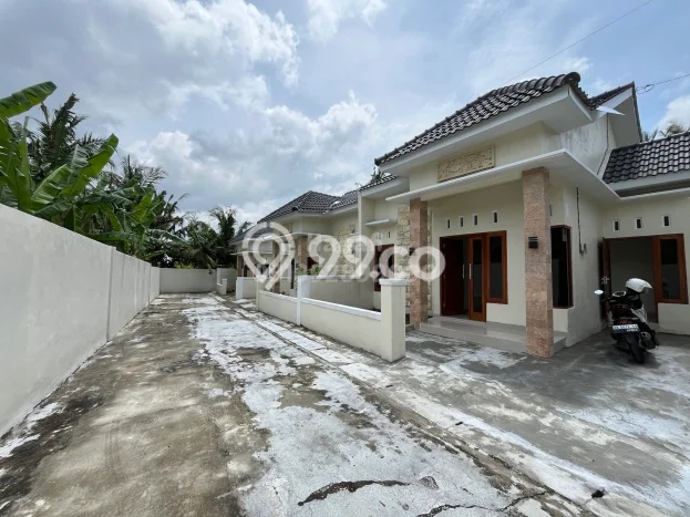 Rumah Budget Favorit Dijual Area Moyudan LT 115m2 Rumah Budget Favorit Dijual Area Moyudan LT 115m2
