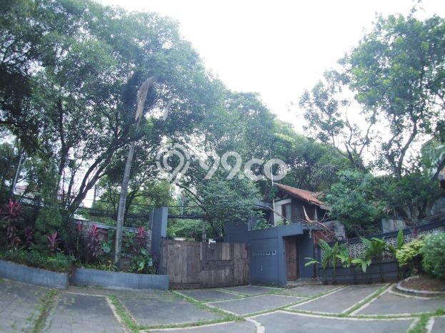 Hunian Mewah LB 1650m2 Siap Huni Desain Elegan di Pondok Labu, Jakarta Selatan Hunian Mewah LB 1650m2 Siap Huni Desain Elegan di Pondok Labu, Jakarta Selatan