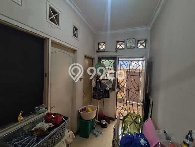 Hunian Cantik Minimalis Lb 150m2 di Cakung, Jakarta Timur Hunian Cantik Minimalis Lb 150m2 di Cakung, Jakarta Timur