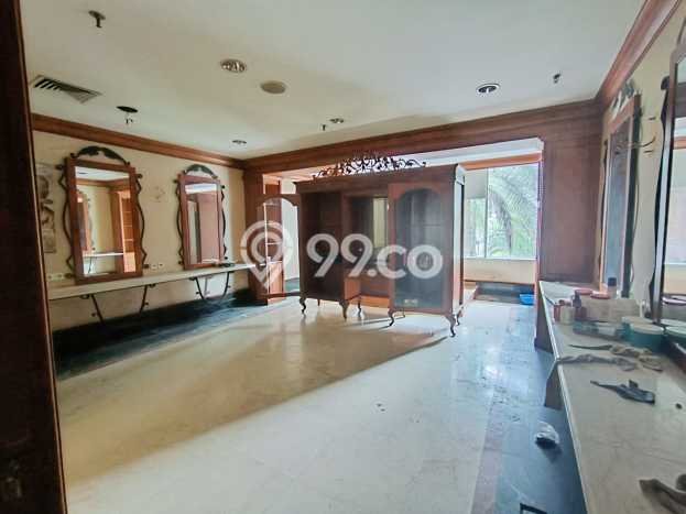 Komersial Dijual di Jakarta Selatan LT 561m2 & LB 561m2 Lokasi Terbaik! Komersial Dijual di Jakarta Selatan LT 561m2 & LB 561m2 Lokasi Terbaik!