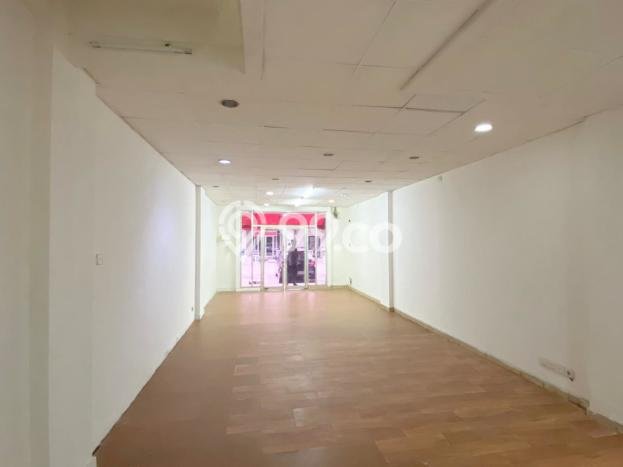 Ruko Disewa di Jakarta Pusat dengan LB 202m2 Area Komersial Ramai Ruko Disewa di Jakarta Pusat dengan LB 202m2 Area Komersial Ramai