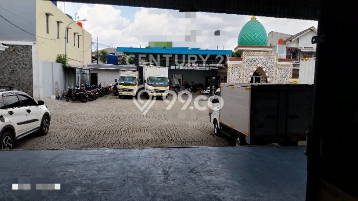 Gudang di Cakung, Luas 1500m2m², Pusat Bisnis, Jalan Utama Gudang di Cakung, Luas 1500m2m², Pusat Bisnis, Jalan Utama