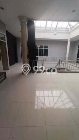 Lokasi Strategis! Dijual Ruko Bisnis di Tebet, Jakarta Selatan Kondisi Baik Lokasi Strategis! Dijual Ruko Bisnis di Tebet, Jakarta Selatan Kondisi Baik