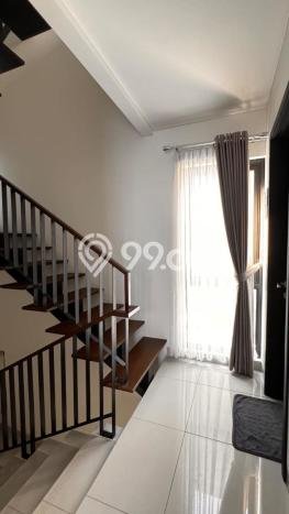 Disewakan! Rumah 4 Kamar Tidur &
2 Kamar Mandi di Harapan Indah, Bekasi Disewakan! Rumah 4 Kamar Tidur &
2 Kamar Mandi di Harapan Indah, Bekasi
