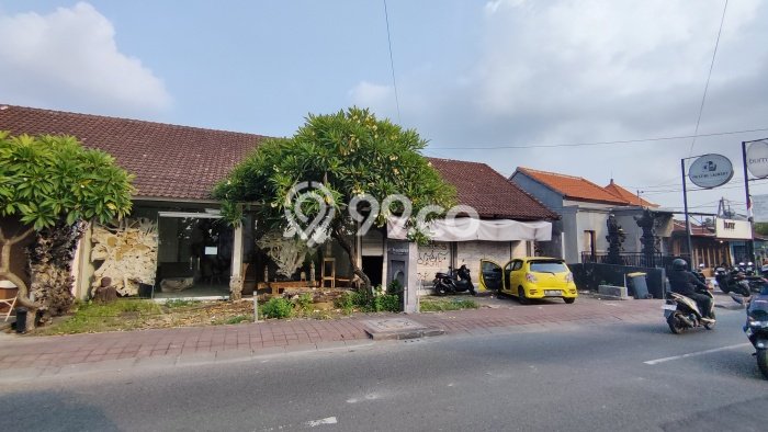 Ruko Area Strategis Kawasan Kerobokan Kelod, Luas 128m², Siap Usaha Ruko Area Strategis Kawasan Kerobokan Kelod, Luas 128m², Siap Usaha