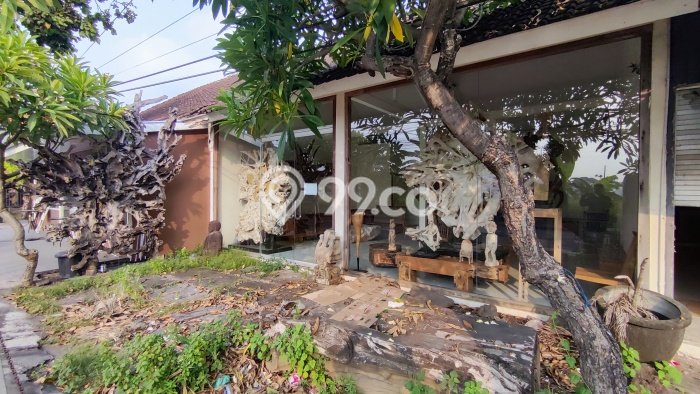 Ruko Area Premium di Kerobokan Kelod, Luas 64m², Disewakan Ruko Area Premium di Kerobokan Kelod, Luas 64m², Disewakan