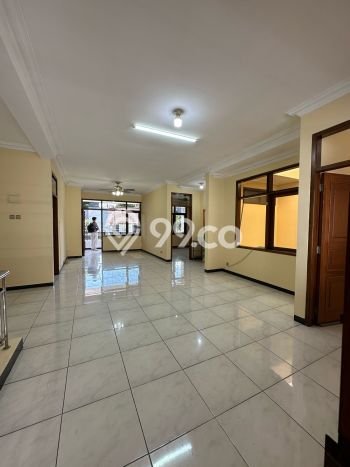 Siap Huni Hunian Elit 4 Kamar di Sukajadi Dekat ke Mana Saja Siap Huni Hunian Elit 4 Kamar di Sukajadi Dekat ke Mana Saja