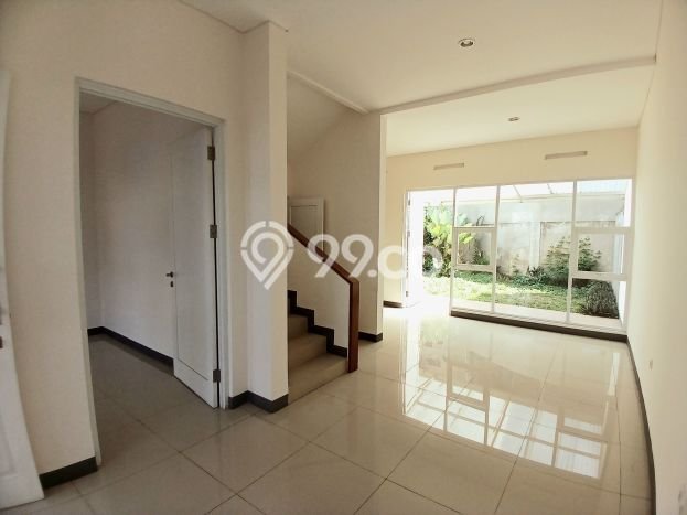 Jual Rumah Bagus Siap Huni LB 110m2 di Arcamanik, Bandung Jual Rumah Bagus Siap Huni LB 110m2 di Arcamanik, Bandung