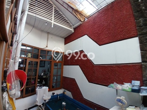 Rumah Mewah LB 300m2 Siap Pakai Desain Elegan di Pajajaran, Bandung Rumah Mewah LB 300m2 Siap Pakai Desain Elegan di Pajajaran, Bandung