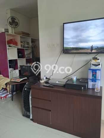 HARGA SPESIAL! Rumah di Cakung, Akses ke Fasilitas, 2 KM, LT 160m² LB 250m² HARGA SPESIAL! Rumah di Cakung, Akses ke Fasilitas, 2 KM, LT 160m² LB 250m²