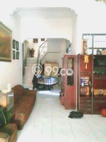 Dijual Hunian Rumah Terawat 5 KT di Kayu Putih, Jakarta Timur Dijual Hunian Rumah Terawat 5 KT di Kayu Putih, Jakarta Timur