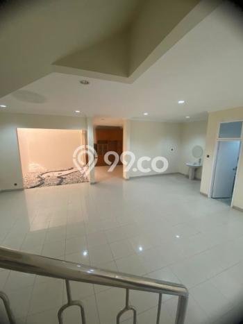 Disewakan Cepat Rumah Kondisi Bagus di Area Kelapa Gading, Jakarta Utara Disewakan Cepat Rumah Kondisi Bagus di Area Kelapa Gading, Jakarta Utara