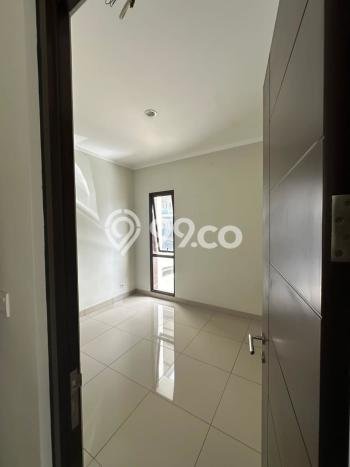 Rumah Elit Modern Tanpa Renovasi di Summarecon Bekasi Bekasi Rumah Elit Modern Tanpa Renovasi di Summarecon Bekasi Bekasi