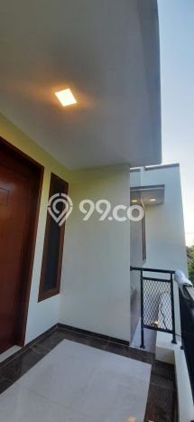 Rumah di Pondok Kelapa, Jakarta Timur, Luas 120m² LB 150m² Rumah di Pondok Kelapa, Jakarta Timur, Luas 120m² LB 150m²