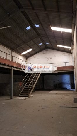 AREA TERBAIK! Gudang Kawasan , Luas 829m2m², Pengunjung Tinggi AREA TERBAIK! Gudang Kawasan , Luas 829m2m², Pengunjung Tinggi
