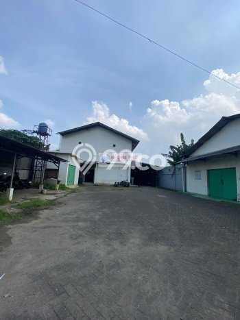 Pabrik Dijual Lokasi Stratagis di Curug Tangerang Cocok untuk Investasi Pabrik Dijual Lokasi Stratagis di Curug Tangerang Cocok untuk Investasi