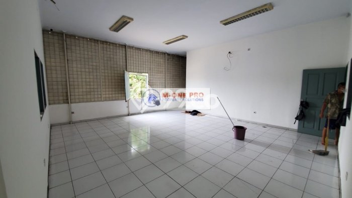 Gudang Bagus Dijual LB 1000m2 Lokasi Strategis Jakarta Barat Area Cocok untuk Berbisnis Gudang Bagus Dijual LB 1000m2 Lokasi Strategis Jakarta Barat Area Cocok untuk Berbisnis