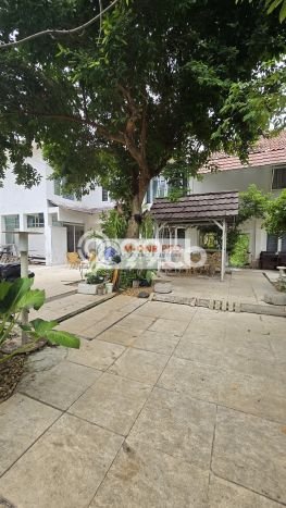 Siap Huni Rumah Mewah 4 Kamar di Menteng Dekat ke Mana Saja Siap Huni Rumah Mewah 4 Kamar di Menteng Dekat ke Mana Saja
