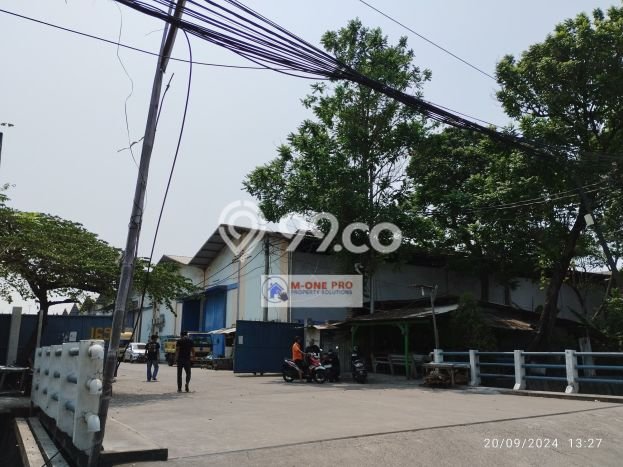 Jual Gudang di , Luas 420m2m², Lokasi Strategis Jual Gudang di , Luas 420m2m², Lokasi Strategis