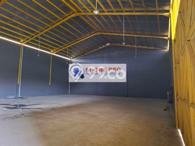 LOKASI BISNIS! Gudang For Rent Kawasan Cipondoh, Luas 650m², Akses Strategis LOKASI BISNIS! Gudang For Rent Kawasan Cipondoh, Luas 650m², Akses Strategis