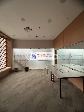 Dijual! Komersial di Slipi Jakarta Barat LT 616m2 / LB 616m2 Kawasan Strategis Dijual! Komersial di Slipi Jakarta Barat LT 616m2 / LB 616m2 Kawasan Strategis