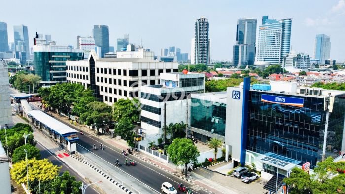 Unit Kantor Dijual di Jakarta Selatan LT 400m2 & LB 1000m2 Unit Kantor Dijual di Jakarta Selatan LT 400m2 & LB 1000m2