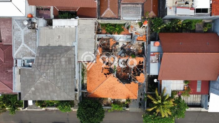 Rumah Luxury Modern Siap Huni di Gudang Peluru Jakarta Selatan Rumah Luxury Modern Siap Huni di Gudang Peluru Jakarta Selatan