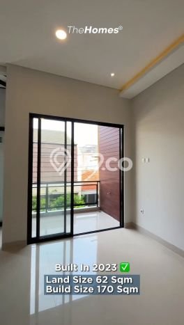 Rumah LT 62m² / LB 170m² Lokasi Strategis di Tebet, Jakarta Selatan Rumah LT 62m² / LB 170m² Lokasi Strategis di Tebet, Jakarta Selatan