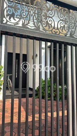Dijual Rumah Mewah Exclusive di Tebet, Jakarta Selatan Dijual Rumah Mewah Exclusive di Tebet, Jakarta Selatan