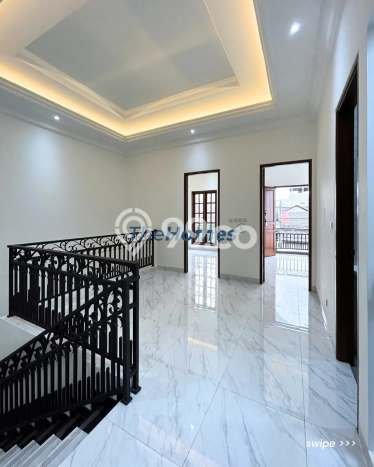 Dijual Rumah Premium dengan Fasilitas Sekitar Komplit di Duren Sawit, Jakarta Timur Dijual Rumah Premium dengan Fasilitas Sekitar Komplit di Duren Sawit, Jakarta Timur