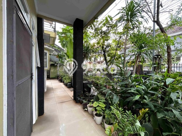 Hunian Eksklusif Siap Huni LT 240m2 di Tebet, Jakarta Selatan Hunian Eksklusif Siap Huni LT 240m2 di Tebet, Jakarta Selatan