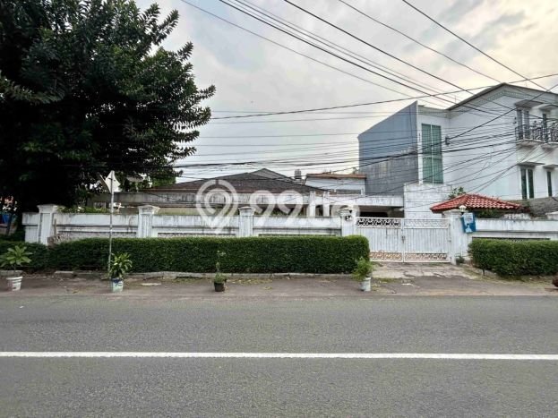 Rumah Mewah Siap Huni LT 600m2 di Tebet, Jakarta Selatan Rumah Mewah Siap Huni LT 600m2 di Tebet, Jakarta Selatan