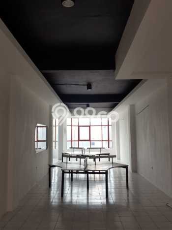 LOKASI PREMIUM! Ruko Kawasan Salemba, Luas 1850m², Mainroad, Kawasan Bisnis LOKASI PREMIUM! Ruko Kawasan Salemba, Luas 1850m², Mainroad, Kawasan Bisnis