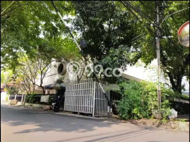 Hunian Nyaman 9 KT di Tebet, Jakarta Selatan - Luas Tanah 563m² Hunian Nyaman 9 KT di Tebet, Jakarta Selatan - Luas Tanah 563m²