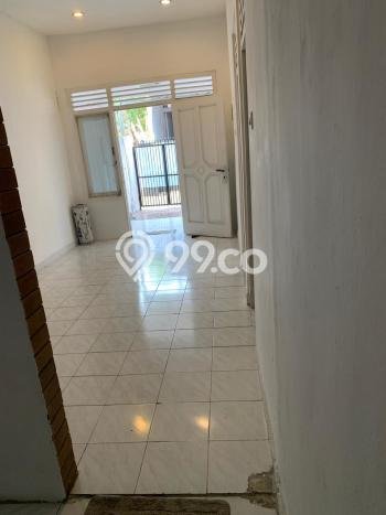 Rumah Luas Asri 3 KT Siap Pakai di Cawang Jakarta Timur Rumah Luas Asri 3 KT Siap Pakai di Cawang Jakarta Timur