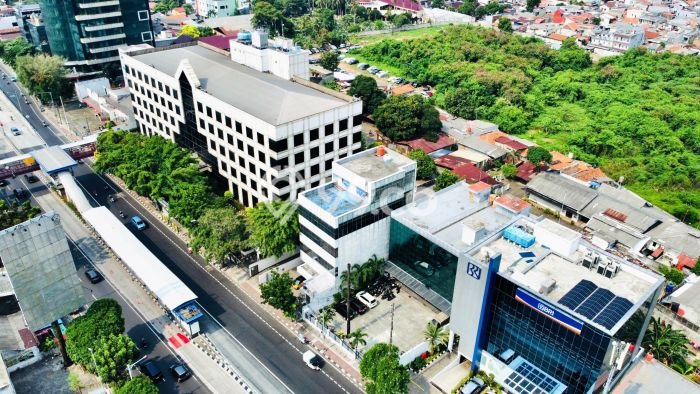 Unit Kantor Dijual di Jakarta Selatan LT 400m2 & LB 1000m2 Unit Kantor Dijual di Jakarta Selatan LT 400m2 & LB 1000m2