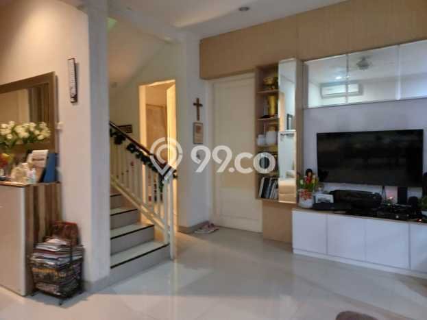 Hunian Mewah Dijual LT 240m2 di Pancoran, Jakarta Selatan Hunian Mewah Dijual LT 240m2 di Pancoran, Jakarta Selatan