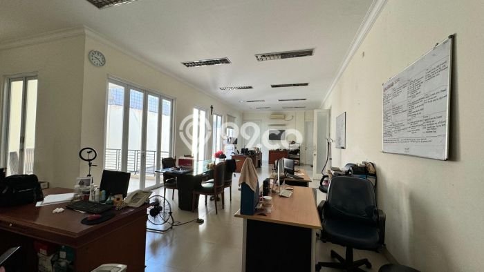 Best Deal Hunian Premium Ideal dan Luas di Tebet, Jakarta Selatan Best Deal Hunian Premium Ideal dan Luas di Tebet, Jakarta Selatan
