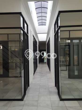 LOKASI PREMIUM! Ruko Kawasan Salemba, Luas 1850m², Mainroad, Kawasan Bisnis LOKASI PREMIUM! Ruko Kawasan Salemba, Luas 1850m², Mainroad, Kawasan Bisnis
