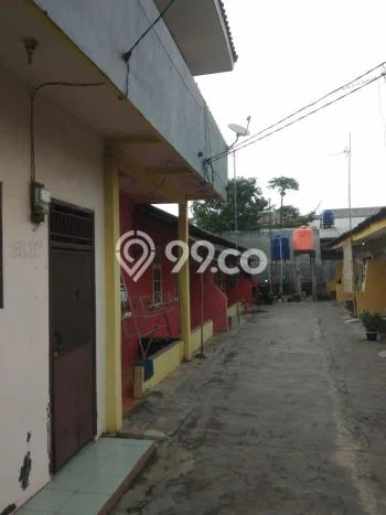 Rumah Kost untuk Dijual di Cibeber dengan 14 KT, 14 KM, Luas 213m2 Rumah Kost untuk Dijual di Cibeber dengan 14 KT, 14 KM, Luas 213m2