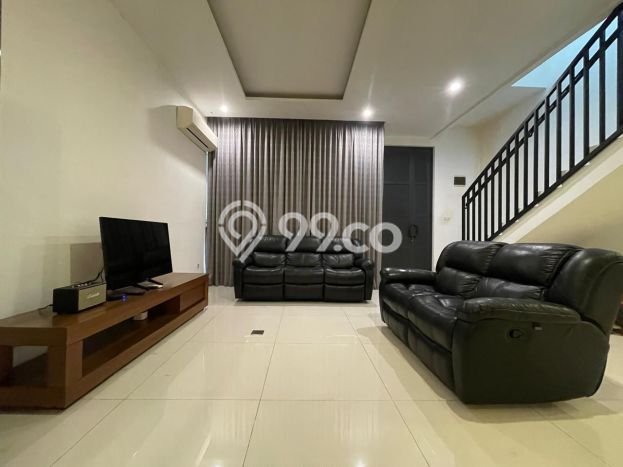 Rumah Lingkungan Asri di Kelapa Gading, Jakarta Utara, Luas 102m² LB 172m² Rumah Lingkungan Asri di Kelapa Gading, Jakarta Utara, Luas 102m² LB 172m²