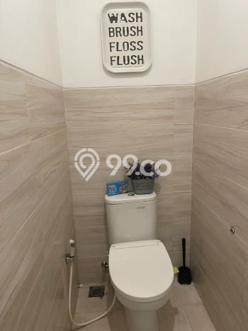 Rumah Lingkungan Asri di Kelapa Gading, Jakarta Utara, Luas 102m² LB 172m² Rumah Lingkungan Asri di Kelapa Gading, Jakarta Utara, Luas 102m² LB 172m²
