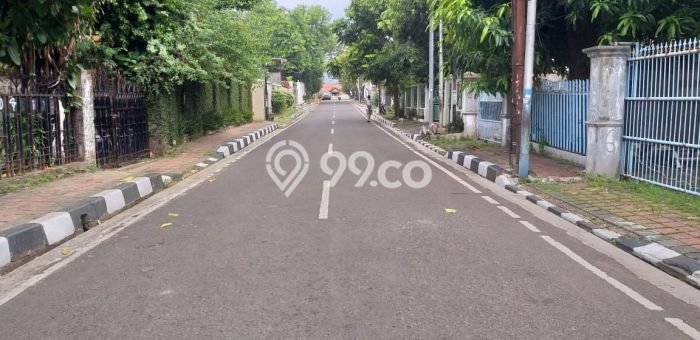 Siap Huni Rumah Mewah 11 Kamar di Menteng Dekat ke Mana Saja Siap Huni Rumah Mewah 11 Kamar di Menteng Dekat ke Mana Saja
